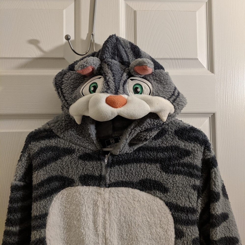 Super fun cat onesie PJs! 😆🐈